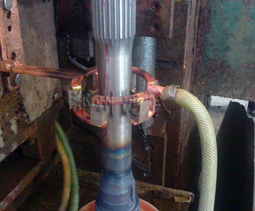 高頻淬火機(jī)對(duì)驅(qū)動(dòng)軸進(jìn)行淬火熱處理