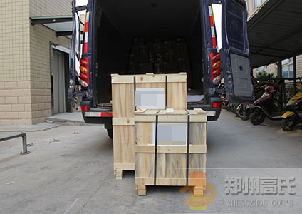 60kw超音頻淬火設(shè)備包裝發(fā)貨現(xiàn)場