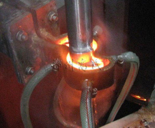 臺(tái)車(chē)輪軸淬火合適的選擇中頻淬火設(shè)備