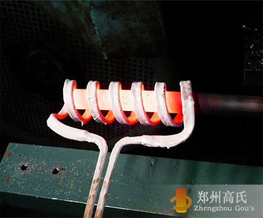 利用中頻淬火爐對鉆桿進(jìn)行淬火處理